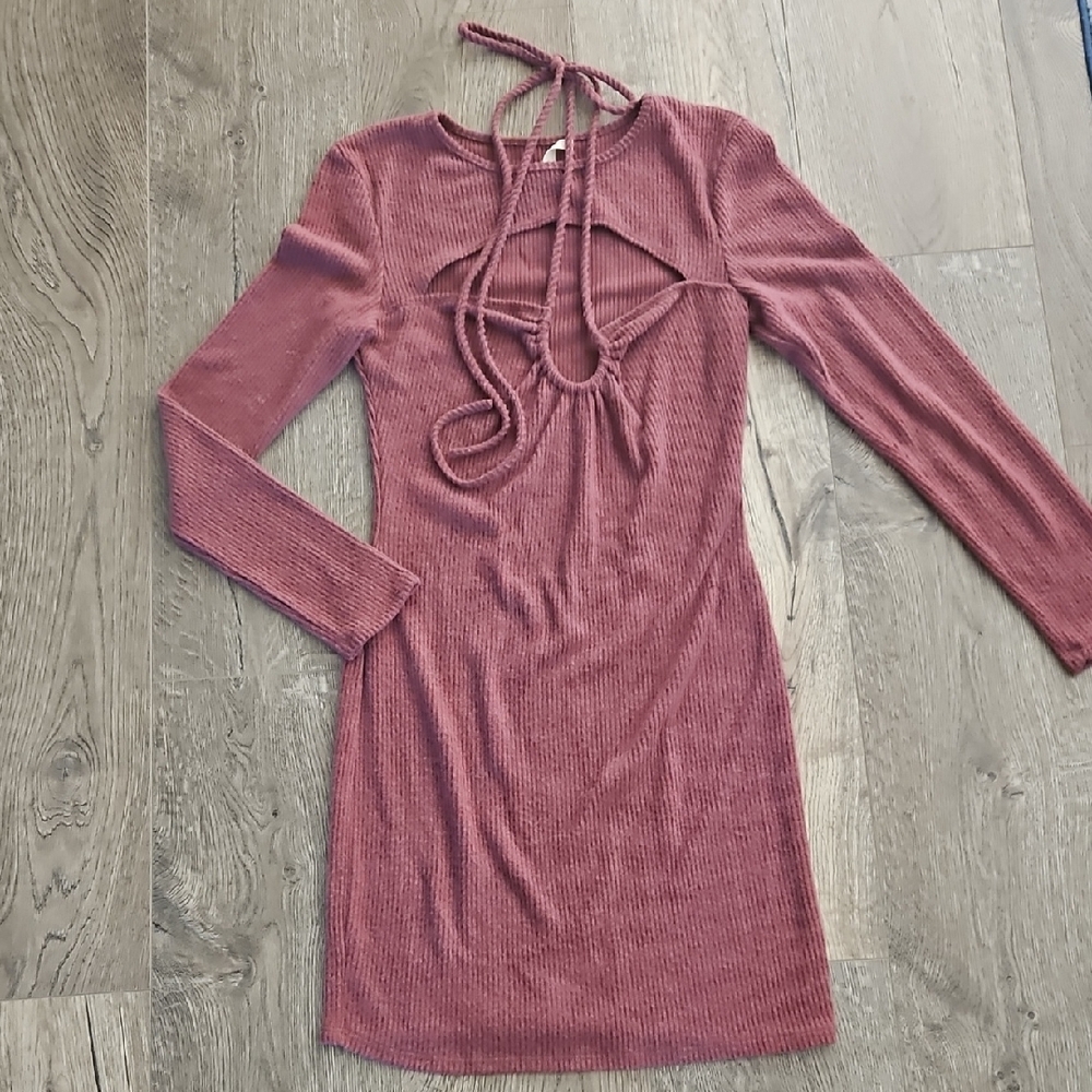 Elegant Long Sleeve Dress in Mauve